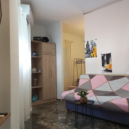 Apartamento Turistico Travelers Baena Eksteriør billede